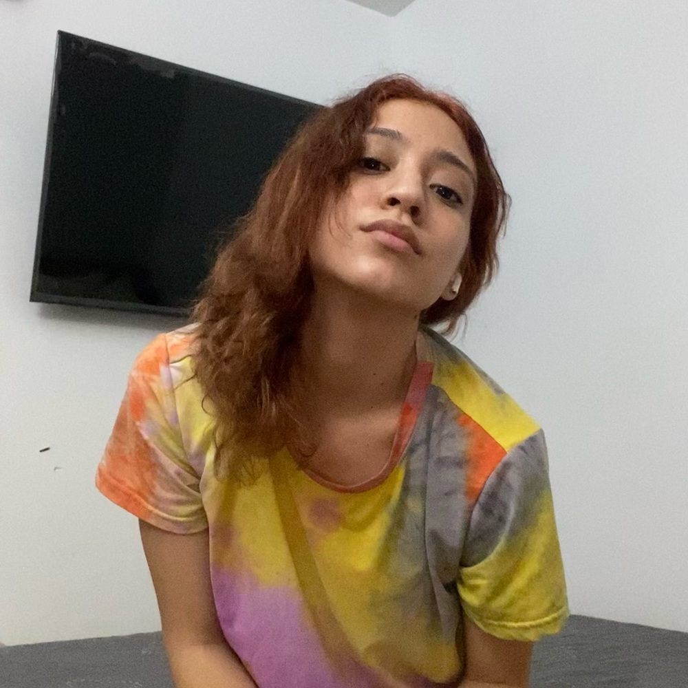 Meet your Posher, Ambar